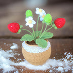 Gehäkelte Blume im Topf