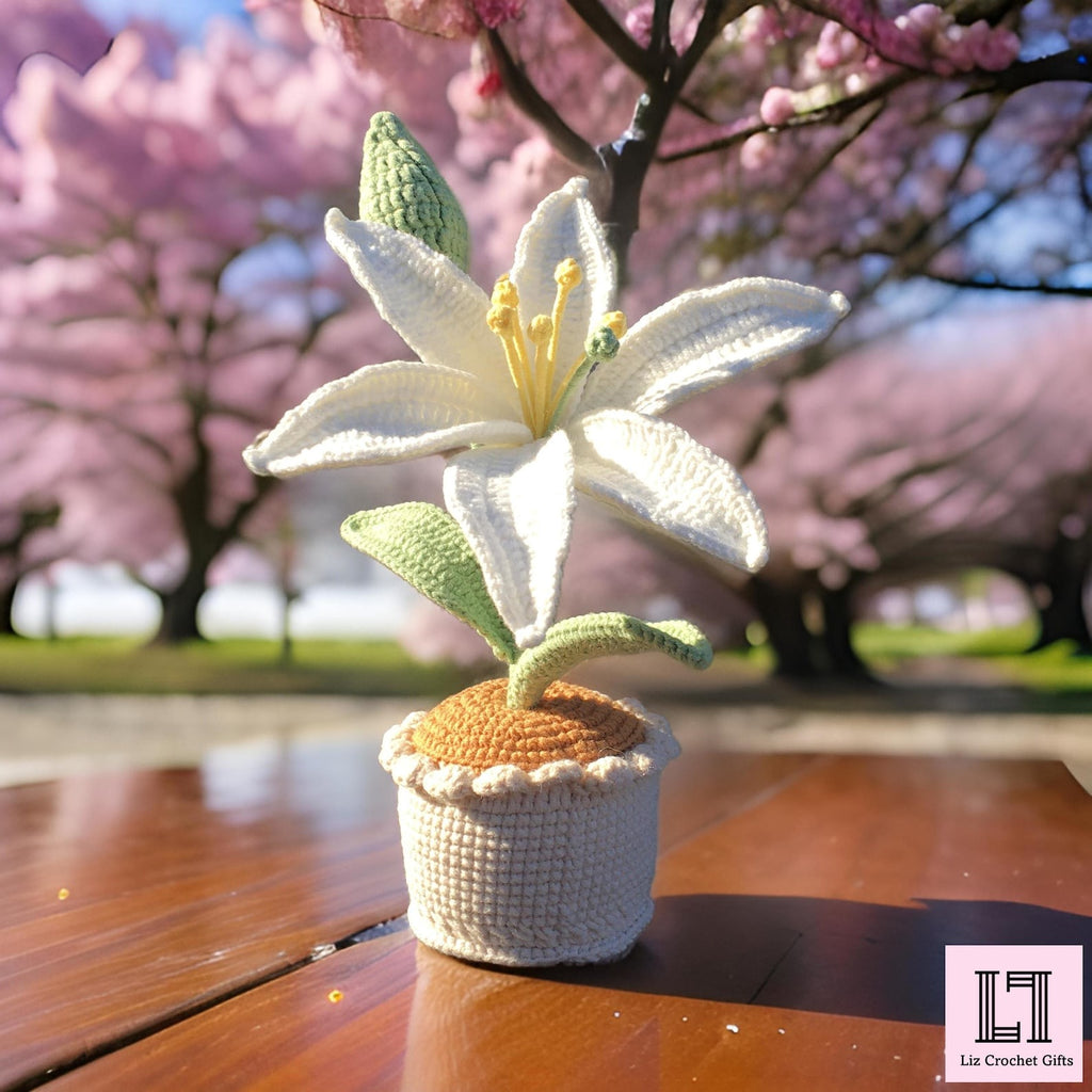 Gehäkelte Blume im Topf