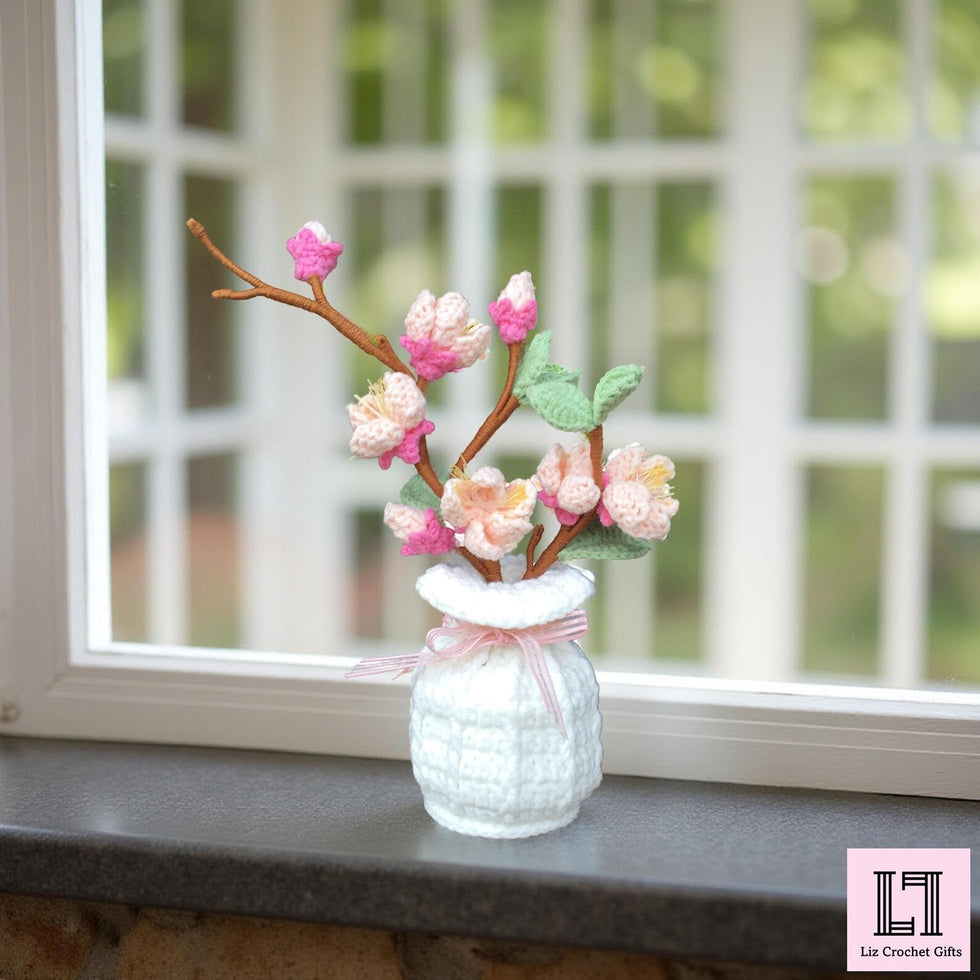 Gehäkeltes Blumenarrangement Aprikosenblüte