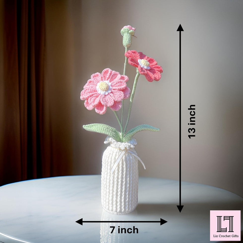 Gehäkeltes Blumenarrangement Gänseblümchen