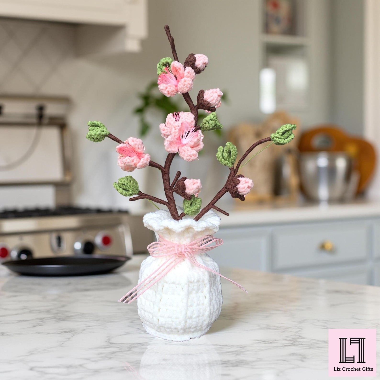 Gehäkeltes Blumenarrangement Pfirsichblüte