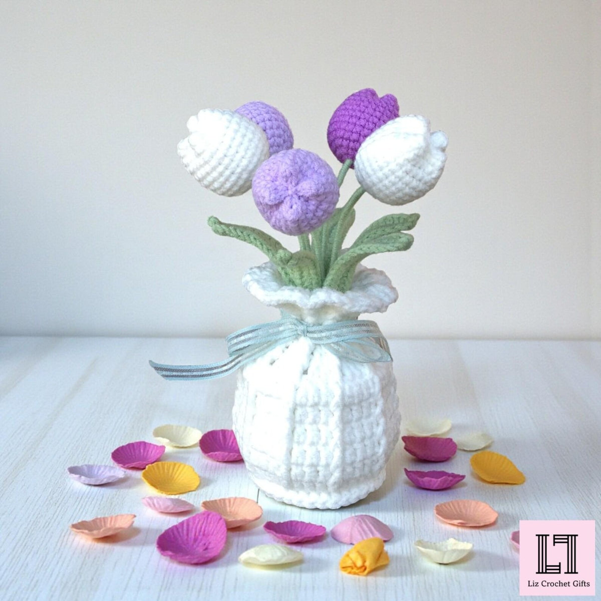 Gehäkeltes Blumenarrangement Tulpe