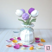 Gehäkeltes Blumenarrangement Tulpe