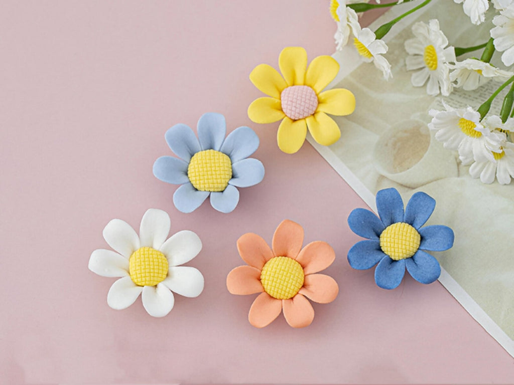 Handgemachte Keramik-Blumenmagnete