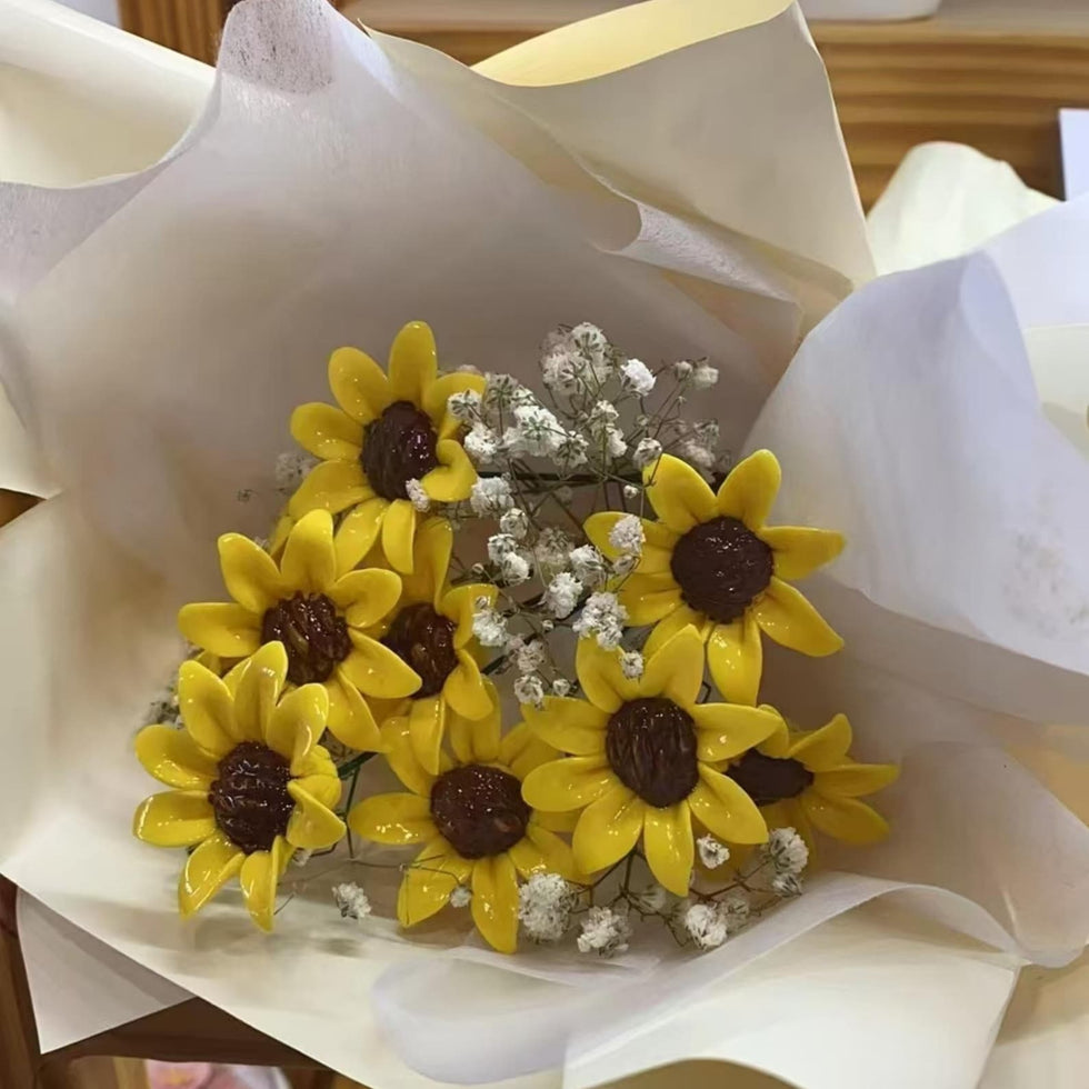 Handgemachte Keramikblume Sonnenblume