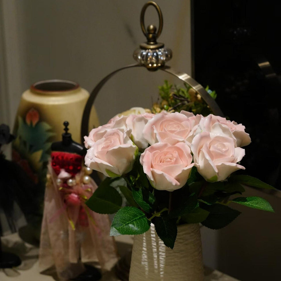 Handgemachter Keramik-Blumenstrauß