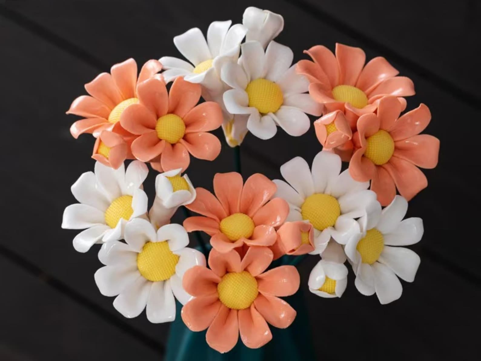 Handgemachter Keramik-Blumenstrauß Gänseblümchen & Calla