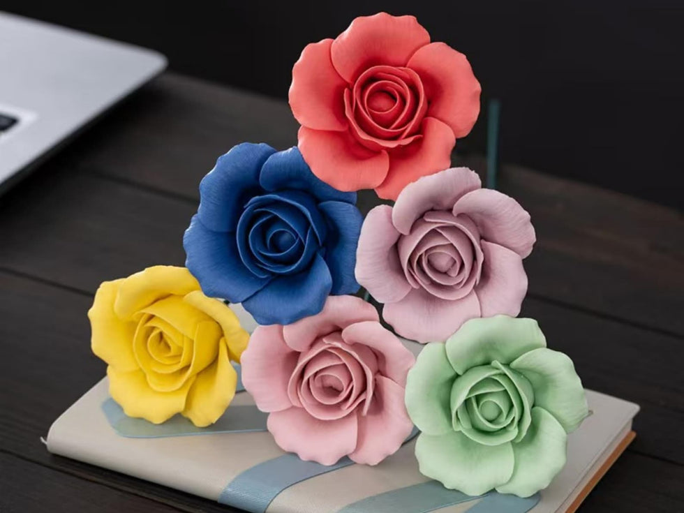 Handgemachter Keramik-Blumenstrauß Rose