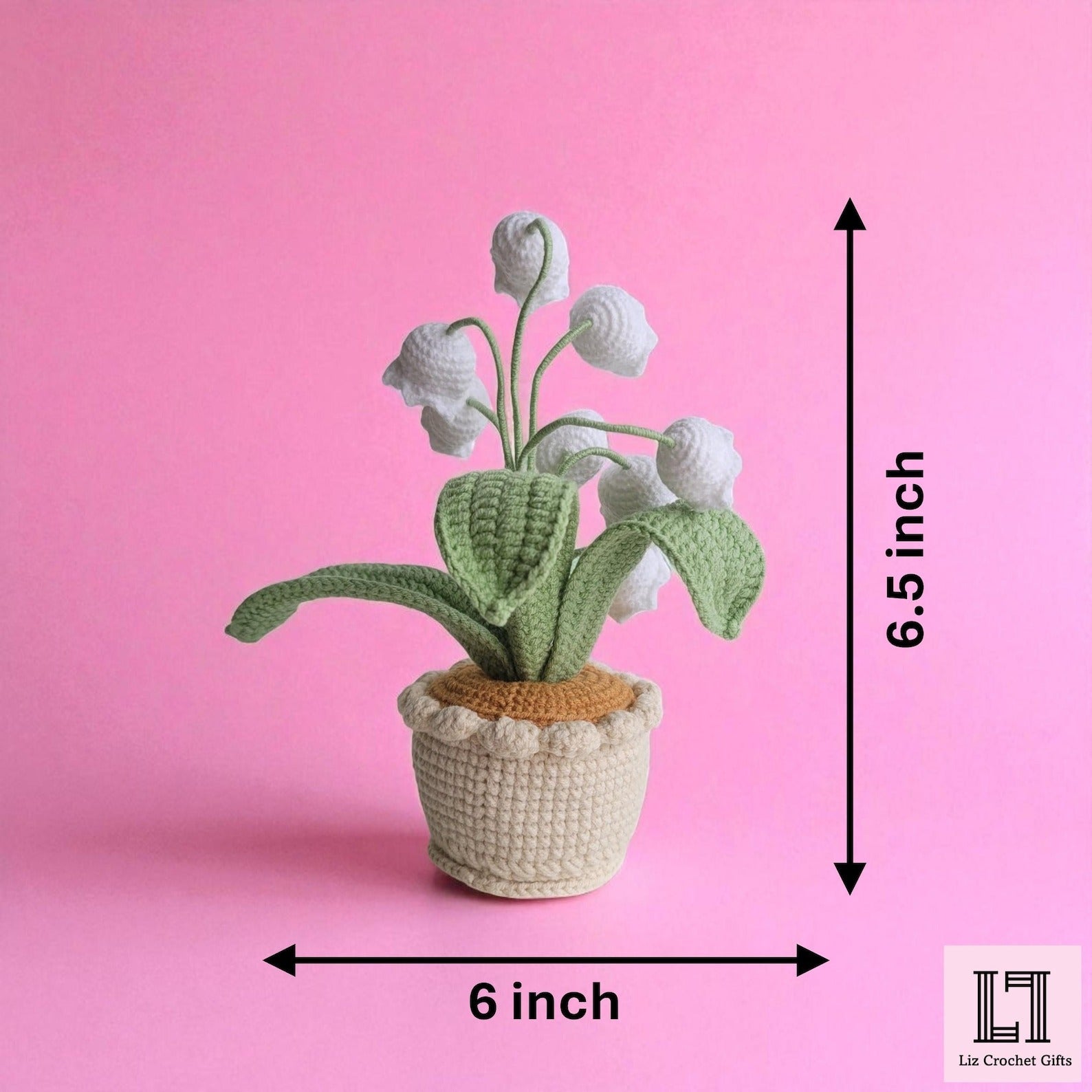 Personalisierte gehäkelte Blume im Topf Maiglöckchen mit Anhänger