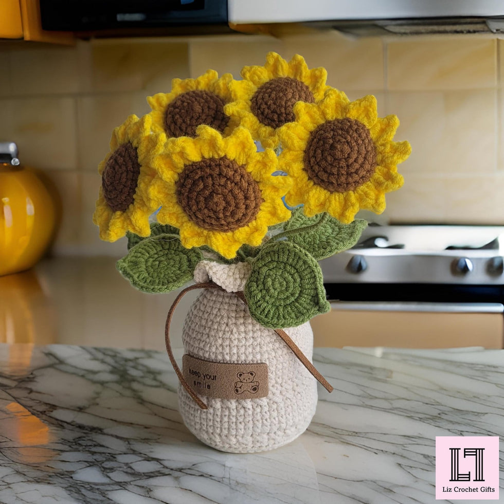 Personalisierter gehäkelter Blumenstrauß Sonnenblume mit Anhänger